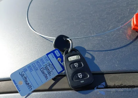 2019 Hyundai Elantra Se z USA, uszkodzony, nr VIN 5NPD74LF5KH406169